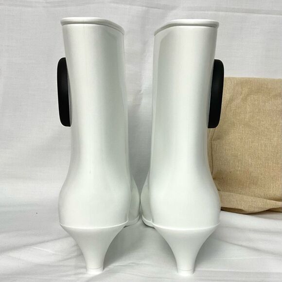 Authentic Gucci Rubber Ankle Boots White GG Logo Sz 38 New Pointed Toe Bootie - Picture 6 of 13